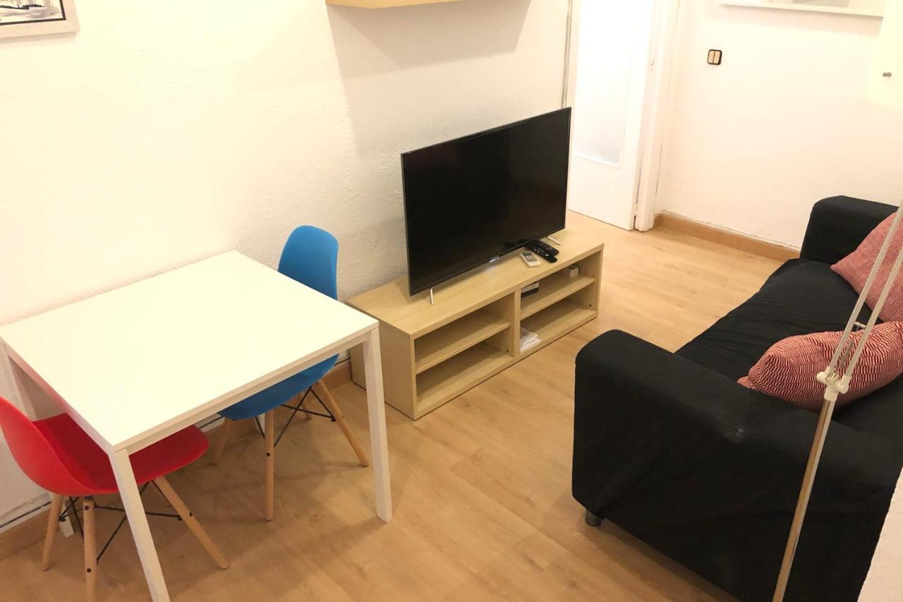 New! Apartment In Sarria Near Metro Barcelona Exteriör bild