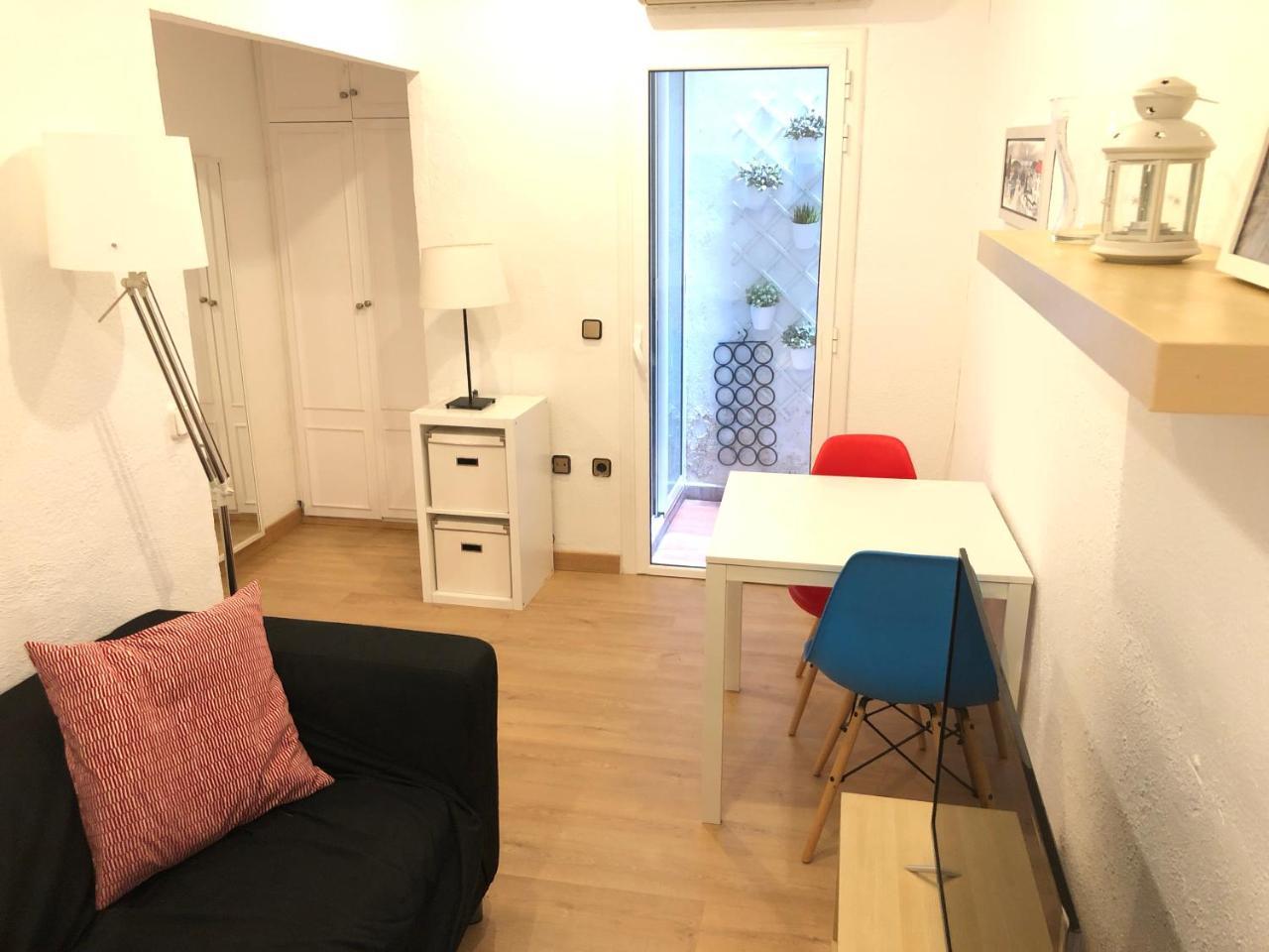 New! Apartment In Sarria Near Metro Barcelona Exteriör bild